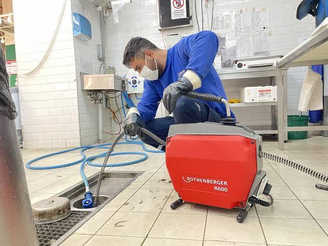 Tıkanıklık Açma Yöntemleri: Gider Tıkanıklığı Nasıl Giderilir? 05394659477